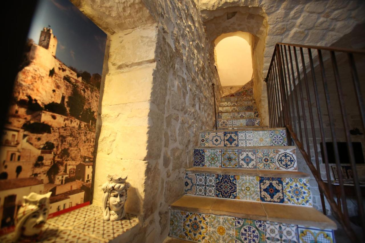 Case-Grotte Degli Avi, Esperienza Abitativa In Grotta Módica Exterior foto