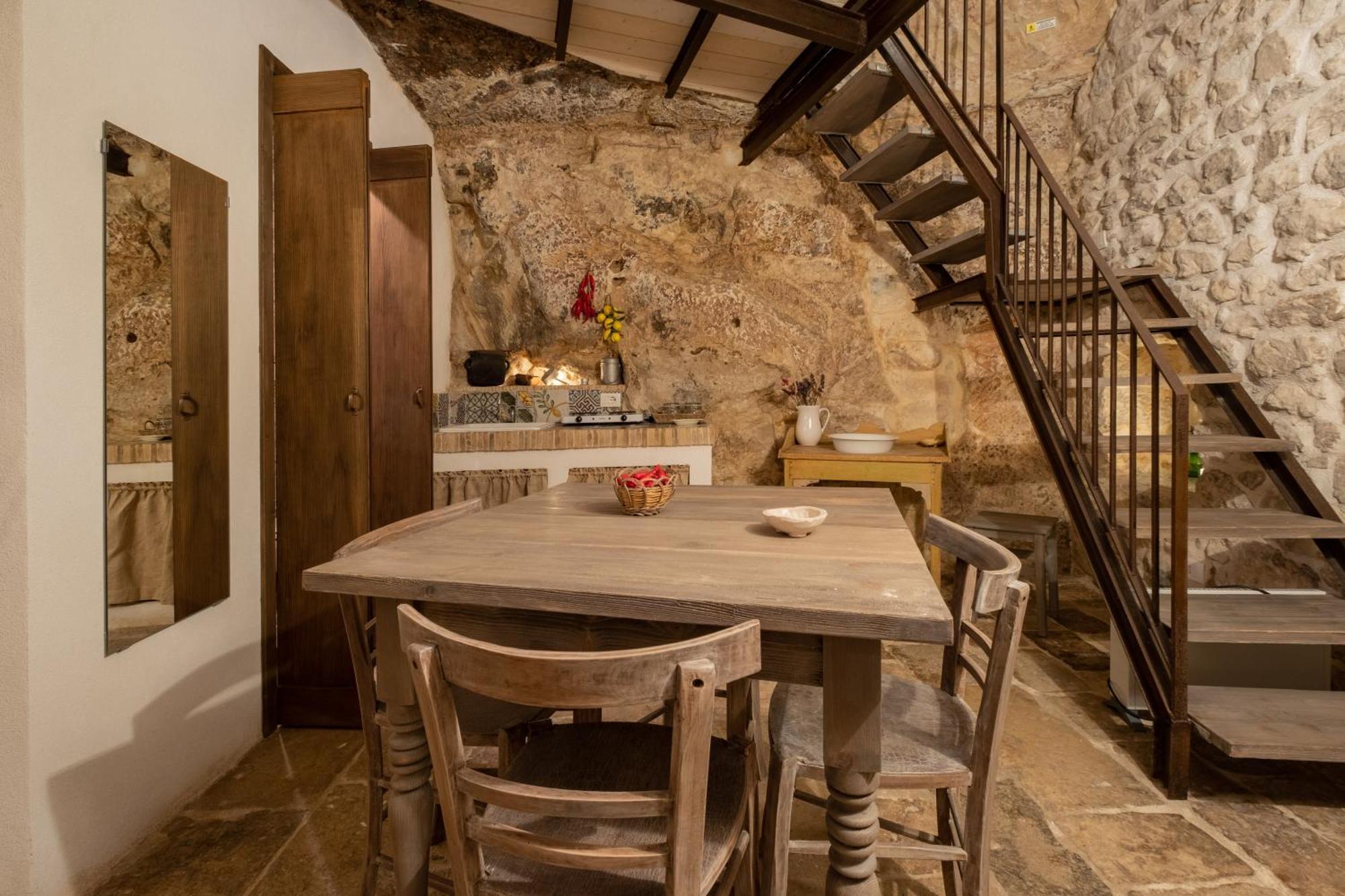 Case-Grotte Degli Avi, Esperienza Abitativa In Grotta Módica Exterior foto