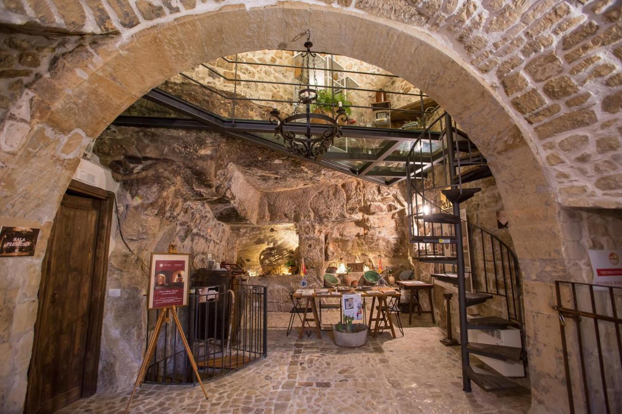 Case-Grotte Degli Avi, Esperienza Abitativa In Grotta Módica Exterior foto